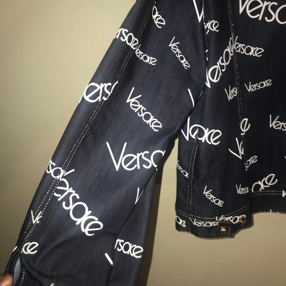 Versace logo mania denim jacket - Picture 13 of 15